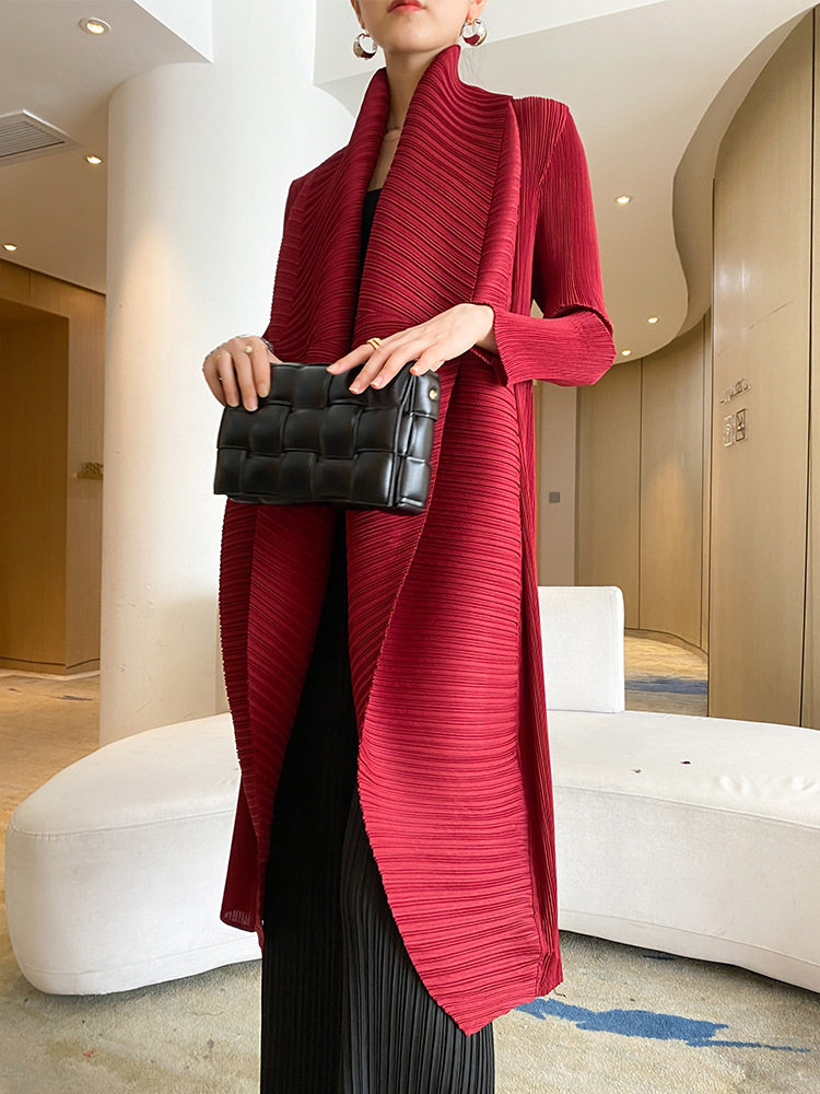 Winter Clothing Pk - Miyake Pleated Women's Long Jacket 2025